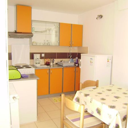 Apartment Carmen Cavle Bagian luar foto