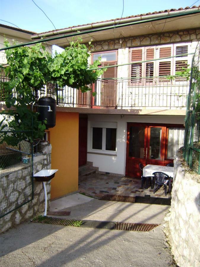 Apartment Carmen Cavle Bagian luar foto